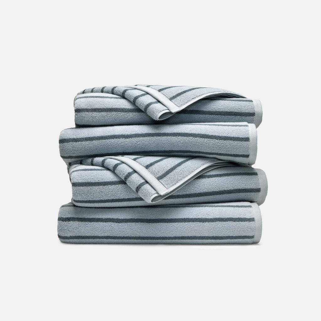 Super-Plush Set of 4 Bath Towel Bundle - Striped Frost
