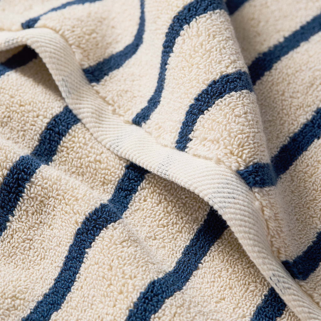 Super-Plush Set of 4 Bath Towel Bundle