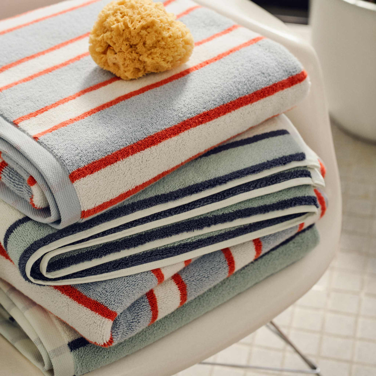 Super-Plush Set of 4 Bath Towel Bundle