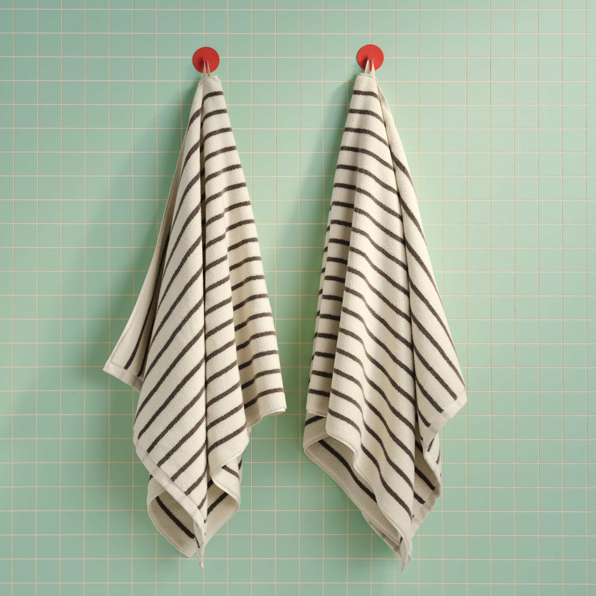 Super-Plush Set of 4 Bath Towel Bundle